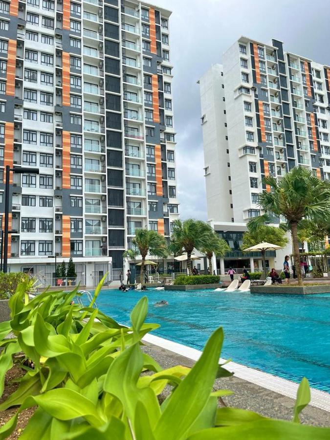 Timurbay By Irish Studio Suite Seaview Wifi Netflix Kuantan Exterior photo